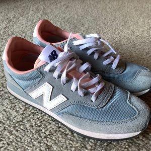 New Balance J.Crew 620 Blue/Peach - Size 7 Women’s